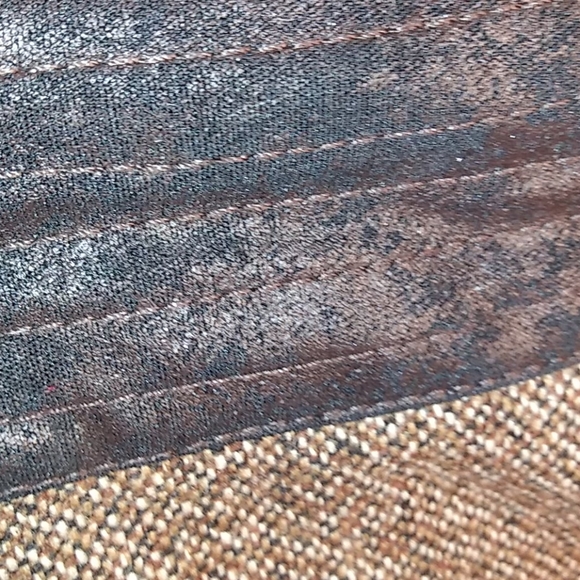 Ann Taylor - Picture 5 of 6